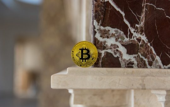 Bitzlato freezes Bitcoin withdrawals as Memeinator's MMTR presale raises $2.57M