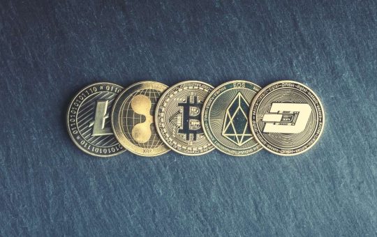 Altcoins Remain Resilient Amid Bitcoin’s Correction: Bitfinex